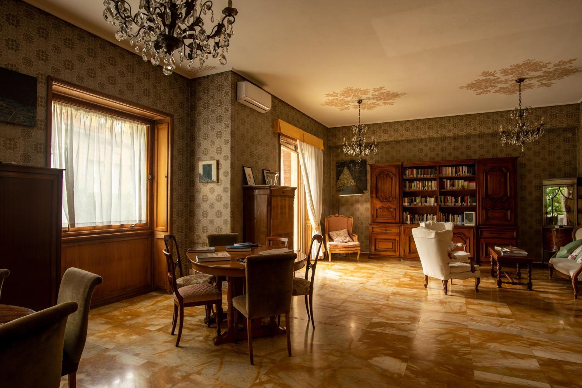 Locanda Dei Buoni E Cattivi Кальяри Экстерьер фото